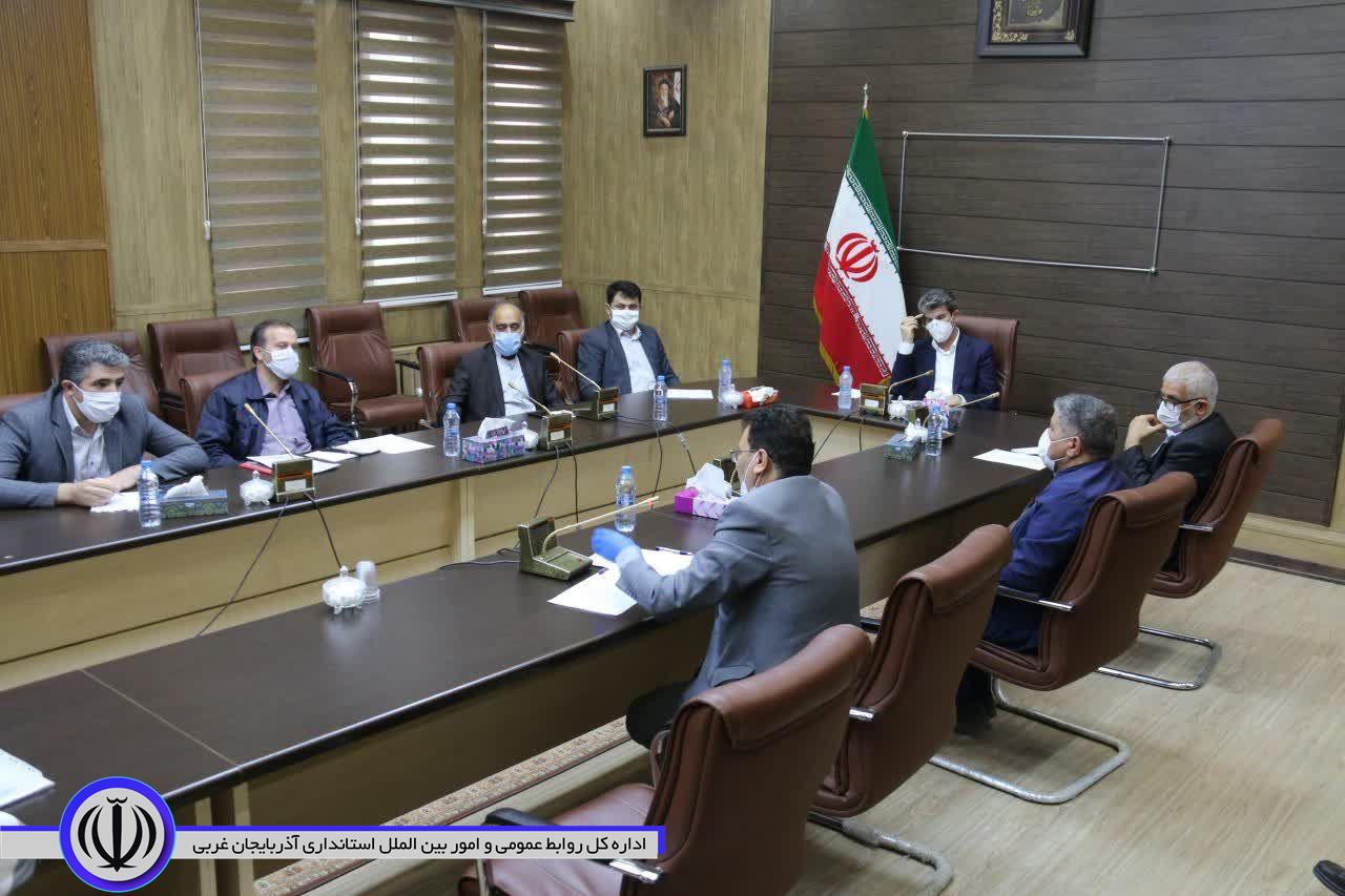 استاندار آذربایجان غربی: آوار برداری واحدهای مسکونی خسارت دیده از زلزله قطور تا پایان اردیبهشت باید به اتمام برسد/ پیش از شروع فصل سرما بازسازی واحدها باید تمام بشود