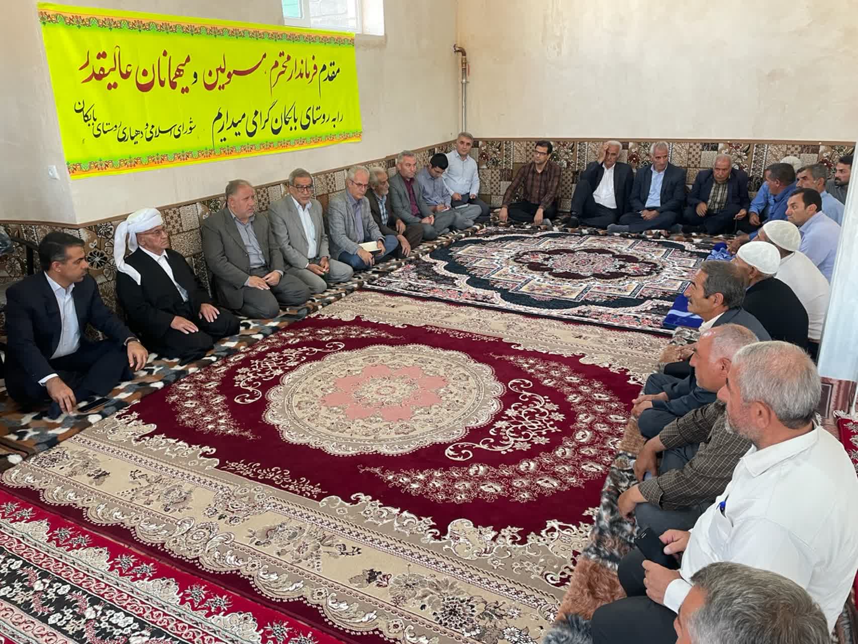بررسی مسایل و مشکلات روستای بابکان