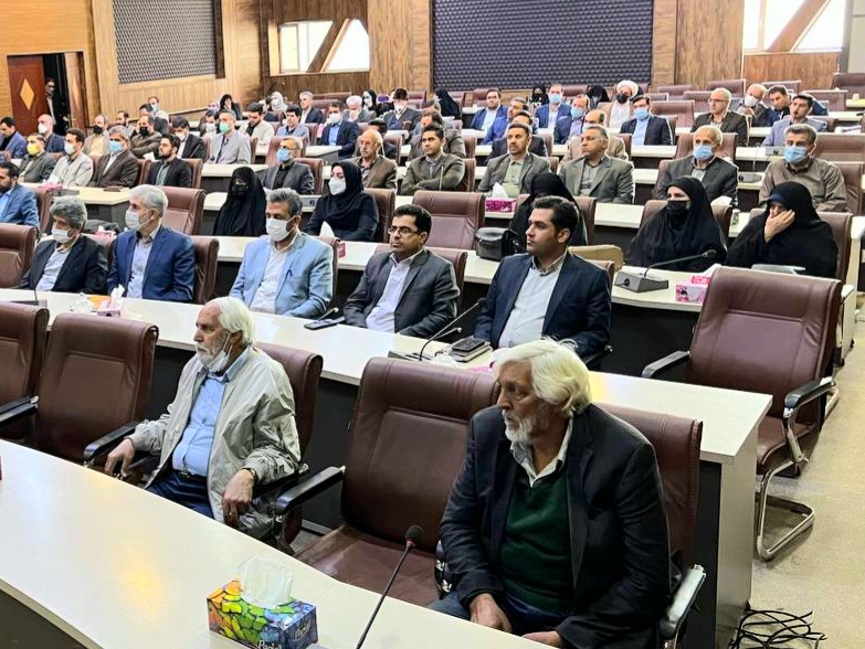 برگزاری نشست هم اندیشی فرماندار خوی با نخبگان