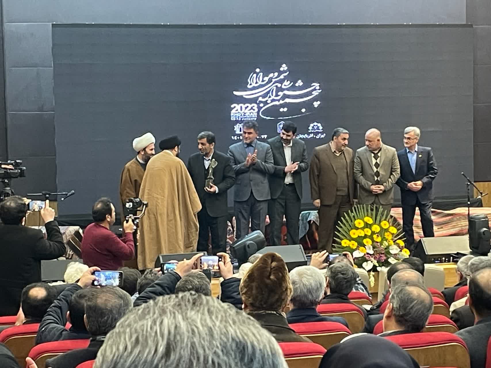 آلبوم تصویری/ برگزاری پنجمین جشنواره ملی شمس و مولانا در خوی