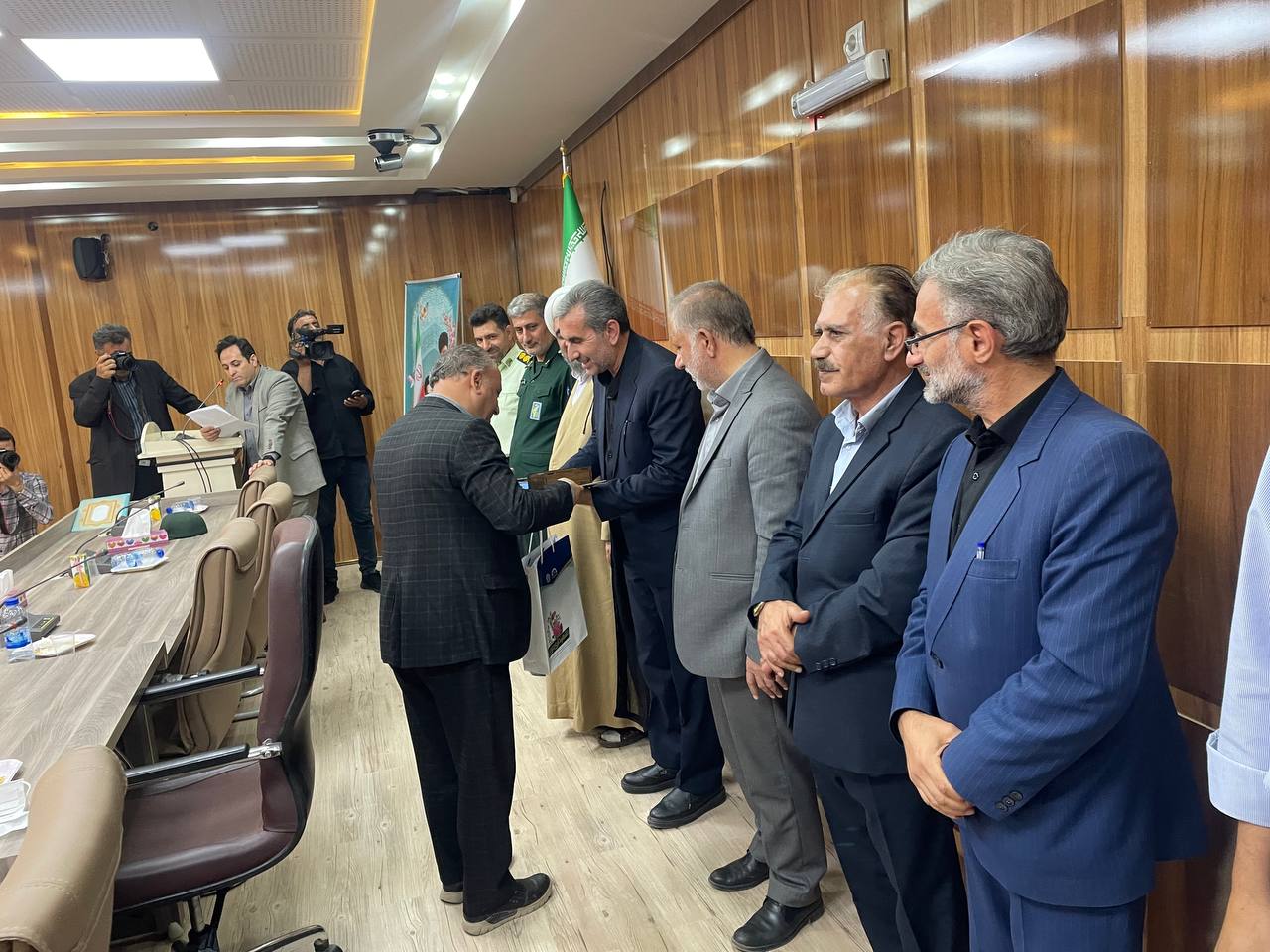 برگزاری مراسم بزرگداشت روز خبرنگار و تجلیل از خبرنگاران شمال استان در خوی