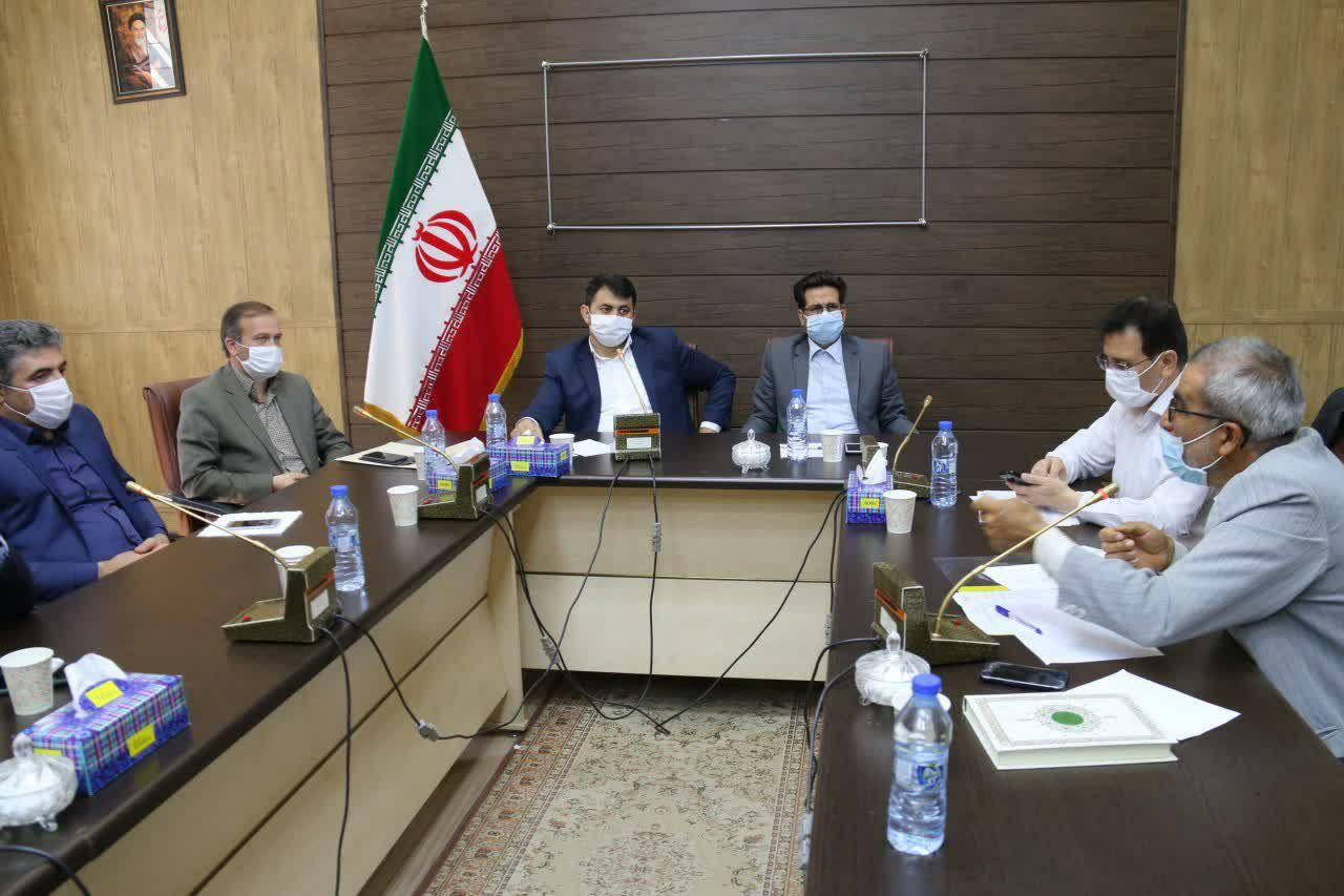 برگزاری جلسه بررسی وضعیت پرداخت تسهیلات به مناطق زلزله زده قطور خوی به ریاست رحمانی معاون هماهنگی امور عمرانی استاندار آذربایجان غربی و با حضور سرپرست فرمانداری شهرستان خوی