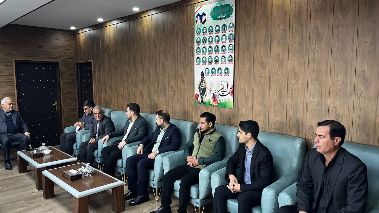 پرستاری شغل نیست، ایثارگری است