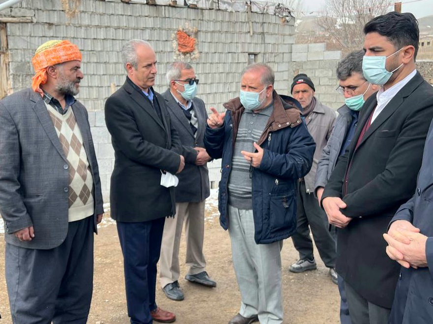 بازدید سرپرست فرمانداری ویژه شهرستان خوی از مناطق زلزله زده قطور