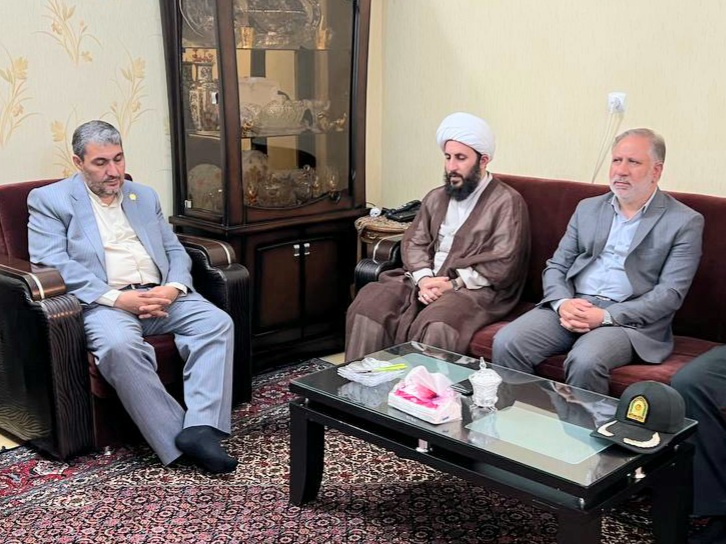 دیدار فرماندار خوی با خانواده های معظم شهدا و جانبازان