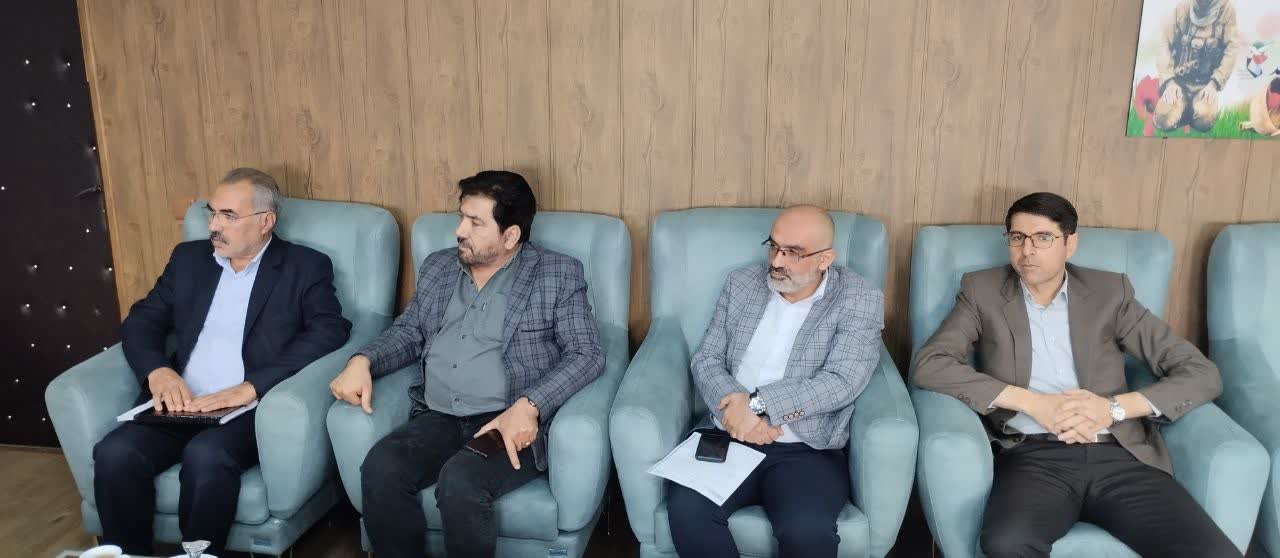 دیدار فرماندار ویژه خوی با سرمایهگذاران بخش خصوصی