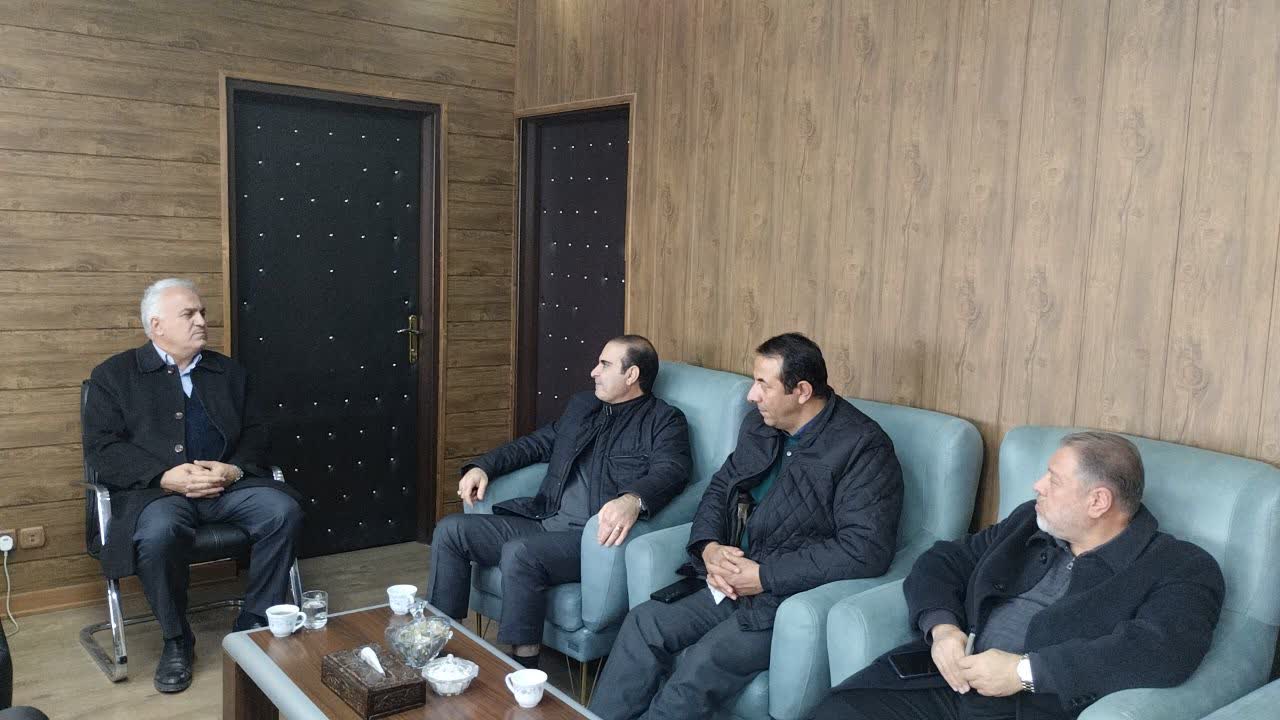 صندوق کارآفرینی امید نقش کلیدی در حل مشکلات اقتصادی و اشتغال دارد