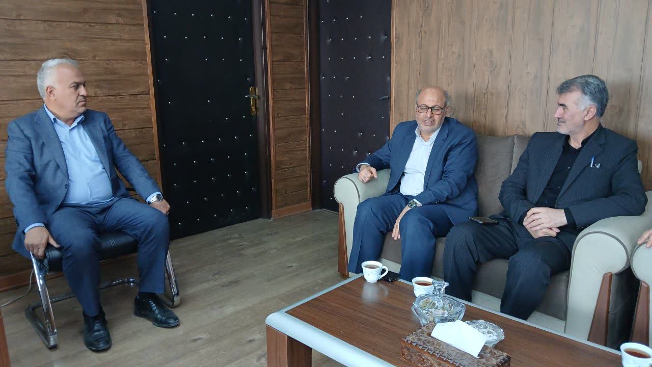 دیدار مدیرکل کمیته امداد امام خمینی (ره) آذربایجانغربی با سرپرست فرمانداری خوی