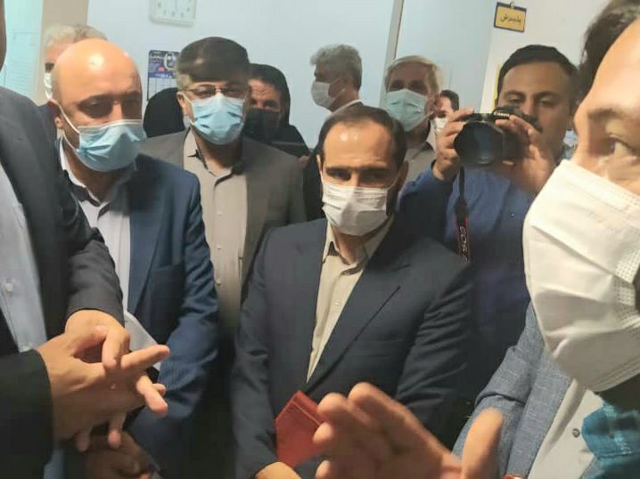 بازدید بخشدار صفائیه از درمانگاه جامع شهر زرآباد
