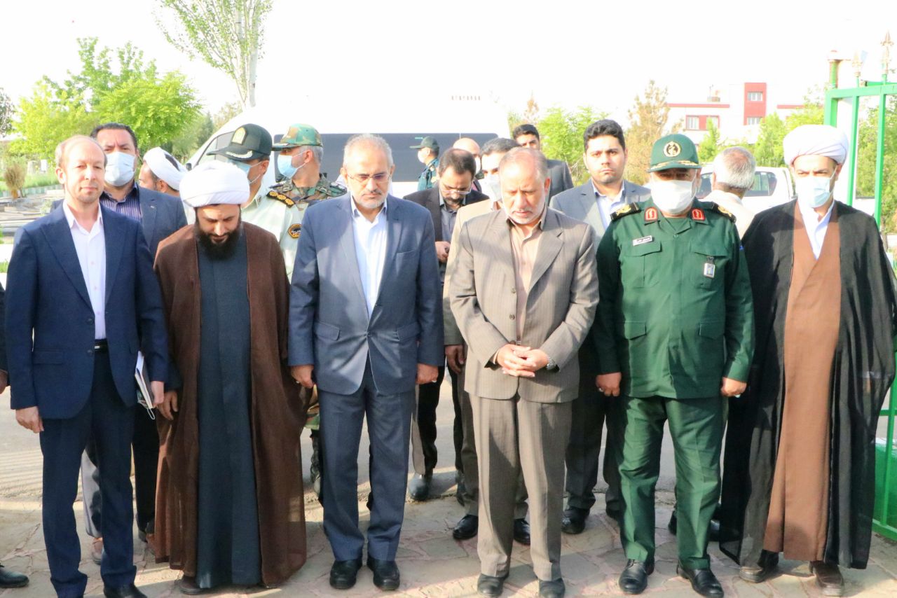 معاون رئیس جمهور وارد خوی شد