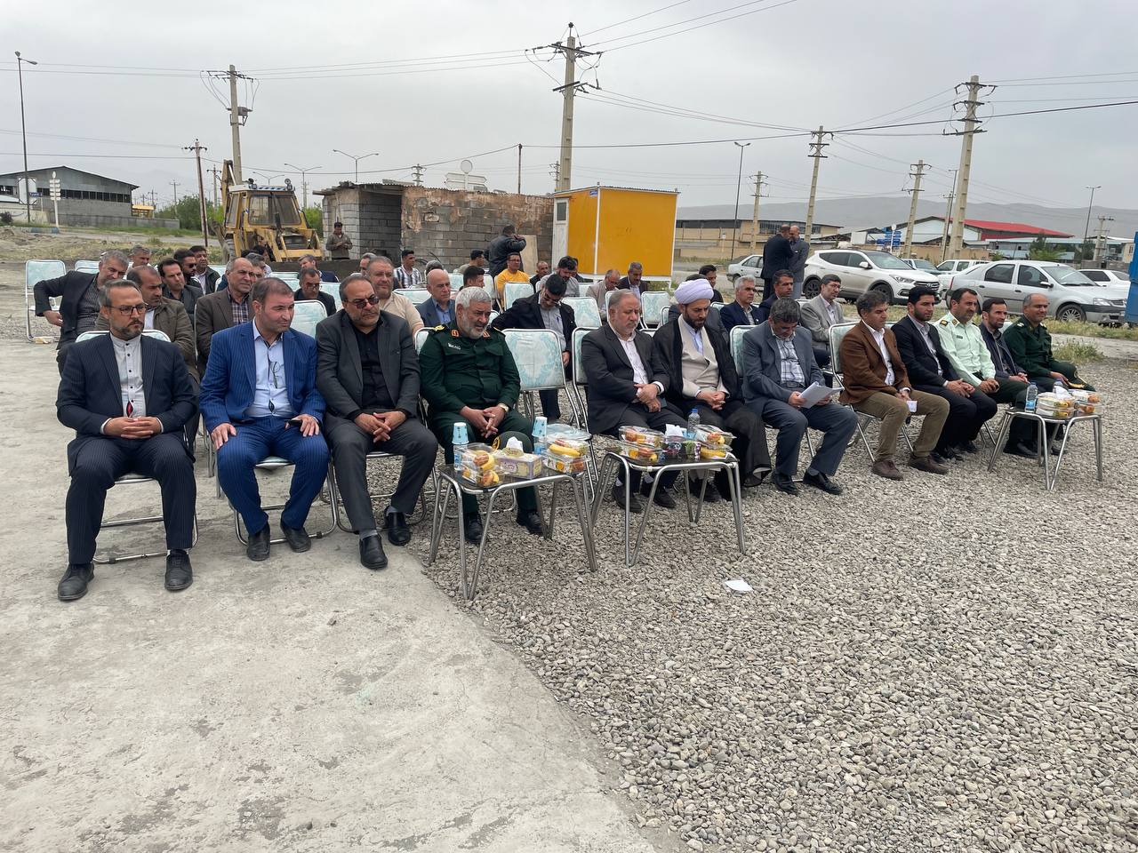 آغاز عملیات اجرایی زیرسازی، جدول گذاری و آسفالت شهرک صنعتی خوی