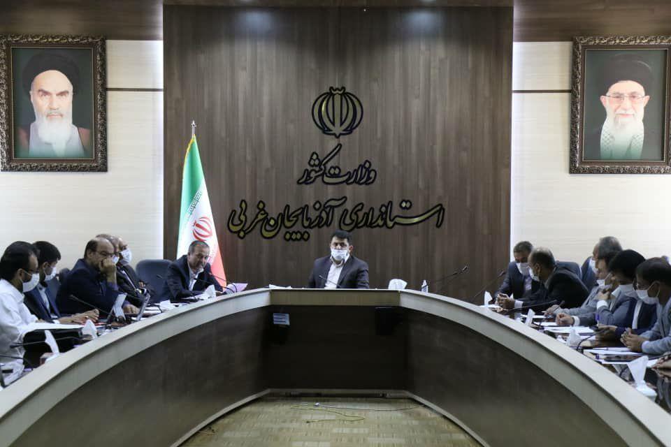 برگزاری جلسه بررسی مشکلات مناطق زلزله زده قطور خوی به ریاست رحمانی معاون هماهنگی امور عمرانی استاندار آذربایجان غربی