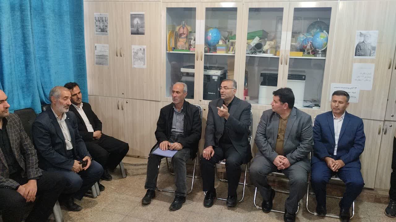 خیرین مدرسه ساز، سازندگان آینده کشور هستند