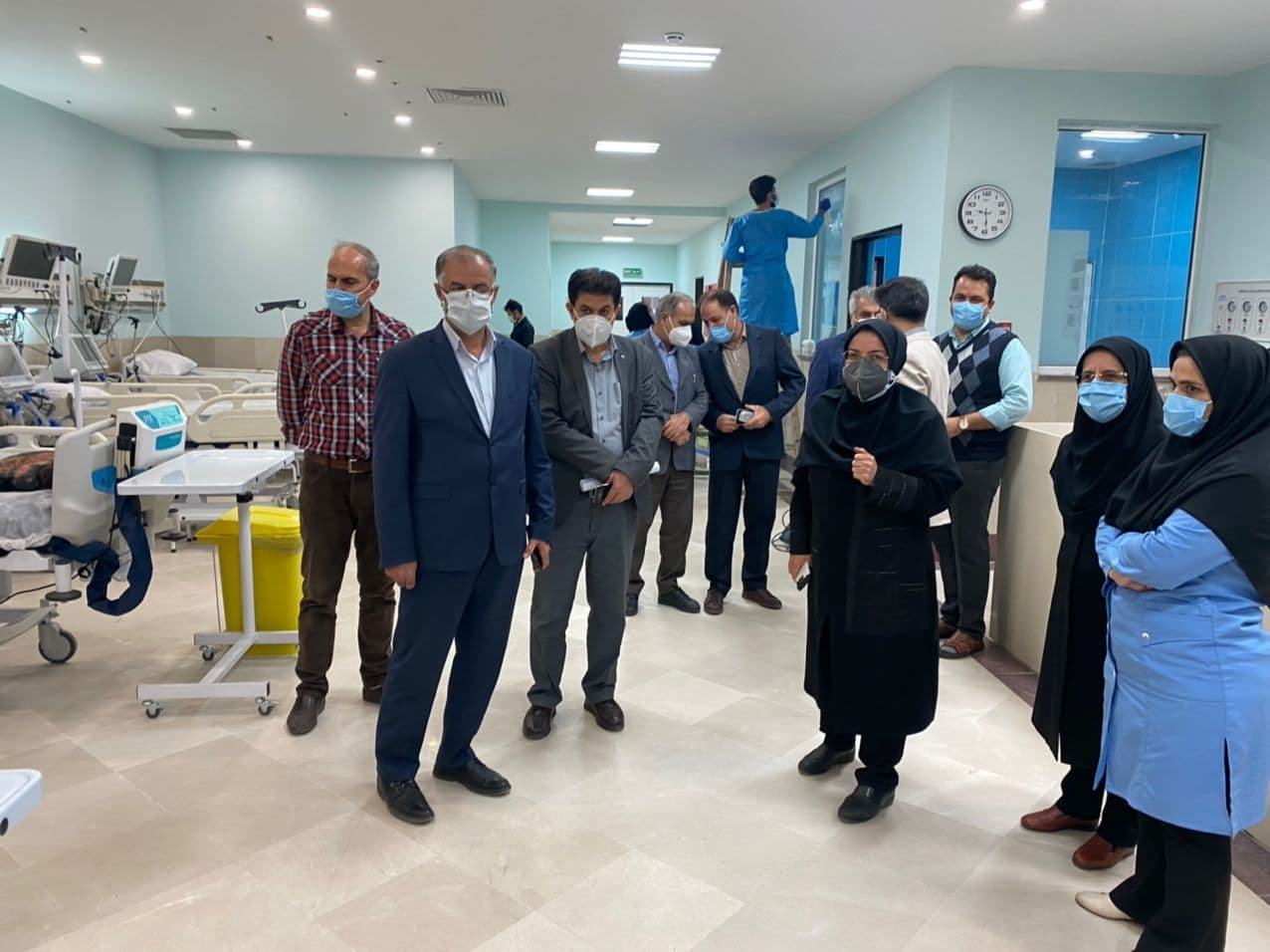بازدید شبانه فرماندار شهرستان خوی از بیمارستان آیت الله خوئی و قدردانی از کادر درمان این بیمارستان