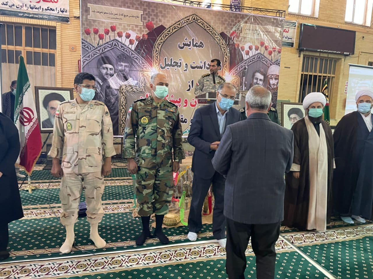 برگزاری همایش تجلیل از رزمندگان و یادگاران هشت سال دفاع مقدس و پیشکسوتان عرصه جهاد و شهادت