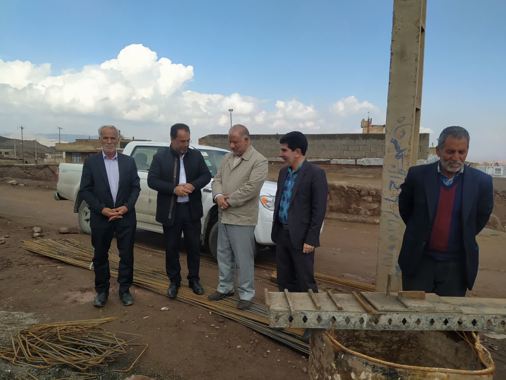 بازدید میدانی فرماندار خوی از روستای ولدیان و چشمه