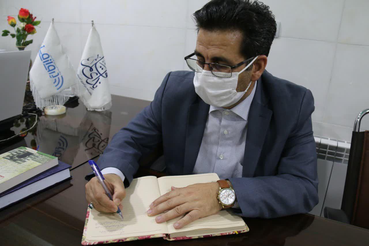 حضور سرپرست فرمانداری شهرستان خوی در دفاتر نشریات محلی بمناسبت روز خبرنگار