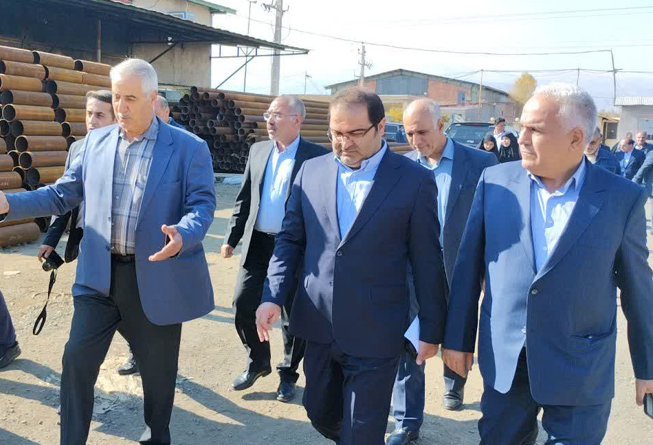 بازدید معاون وزارت صمت از واحدهای تولیدی شهرستان خوی