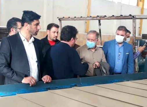 بازدید فرماندار شهرستان خوی از واحدهای شهرک صنعتی