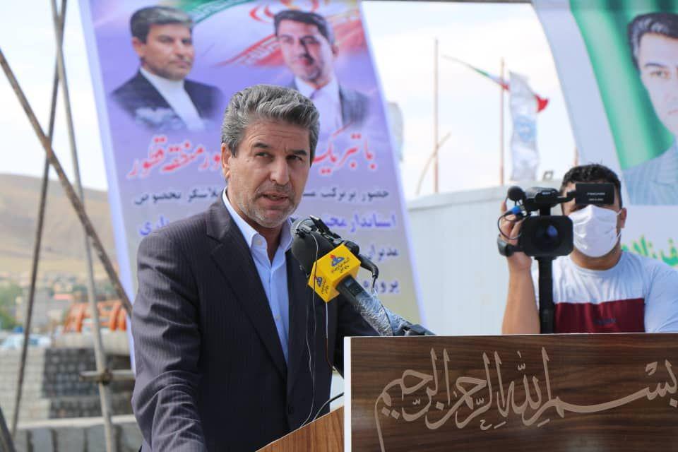 کلنگ زنی گازرسانی به شهر قطور با حضور استاندار آذربایجان غربی