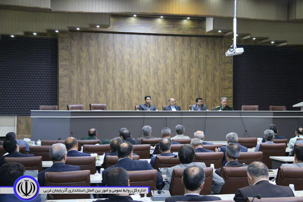 برگزاری جلسه ستاد هماهنگی هفته دفاع مقدس با حضور فرماندار شهرستان خوی