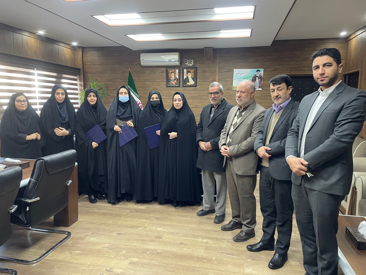 تجلیل از بانوان شاغل در فرمانداری خوی