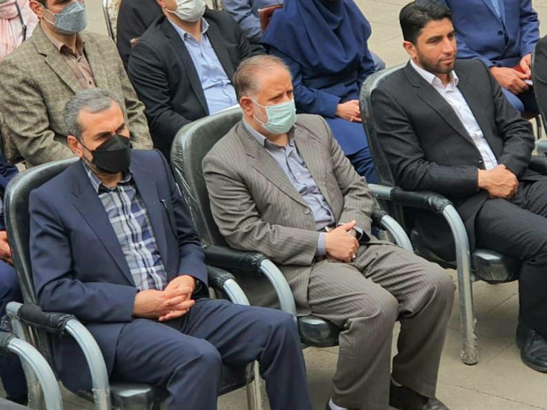 آئین رونمایی از پوستر های پنجمین جشنواره ملی و هشتمین همایش بین المللی شمس و مولانا