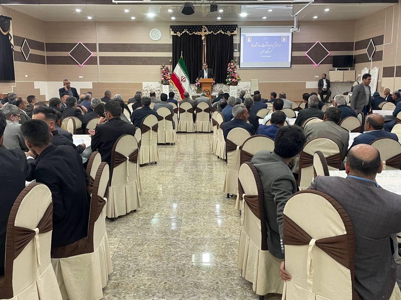 برگزاری همایش گرامیداشت روز شوراها در خوی