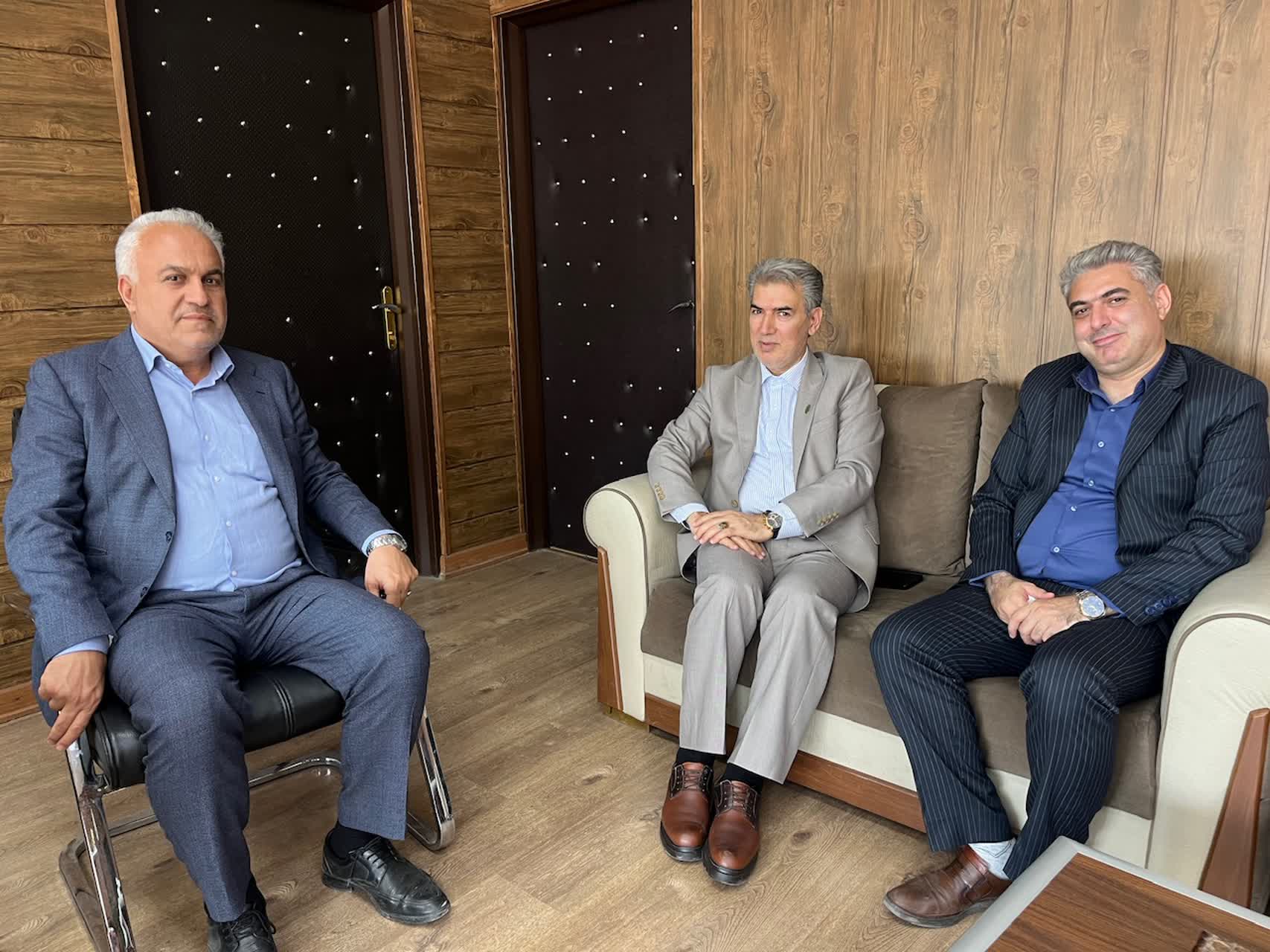 دیدار صمیمی فرماندار سلماس با سرپرست فرمانداری ویژه خوی