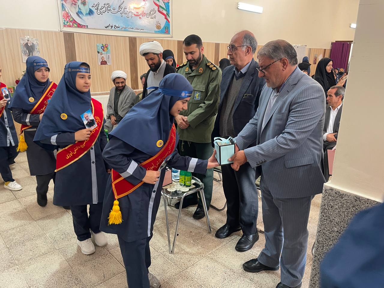 زنگ ملی استکبارستیزی در مدارس خوی نواخته شد