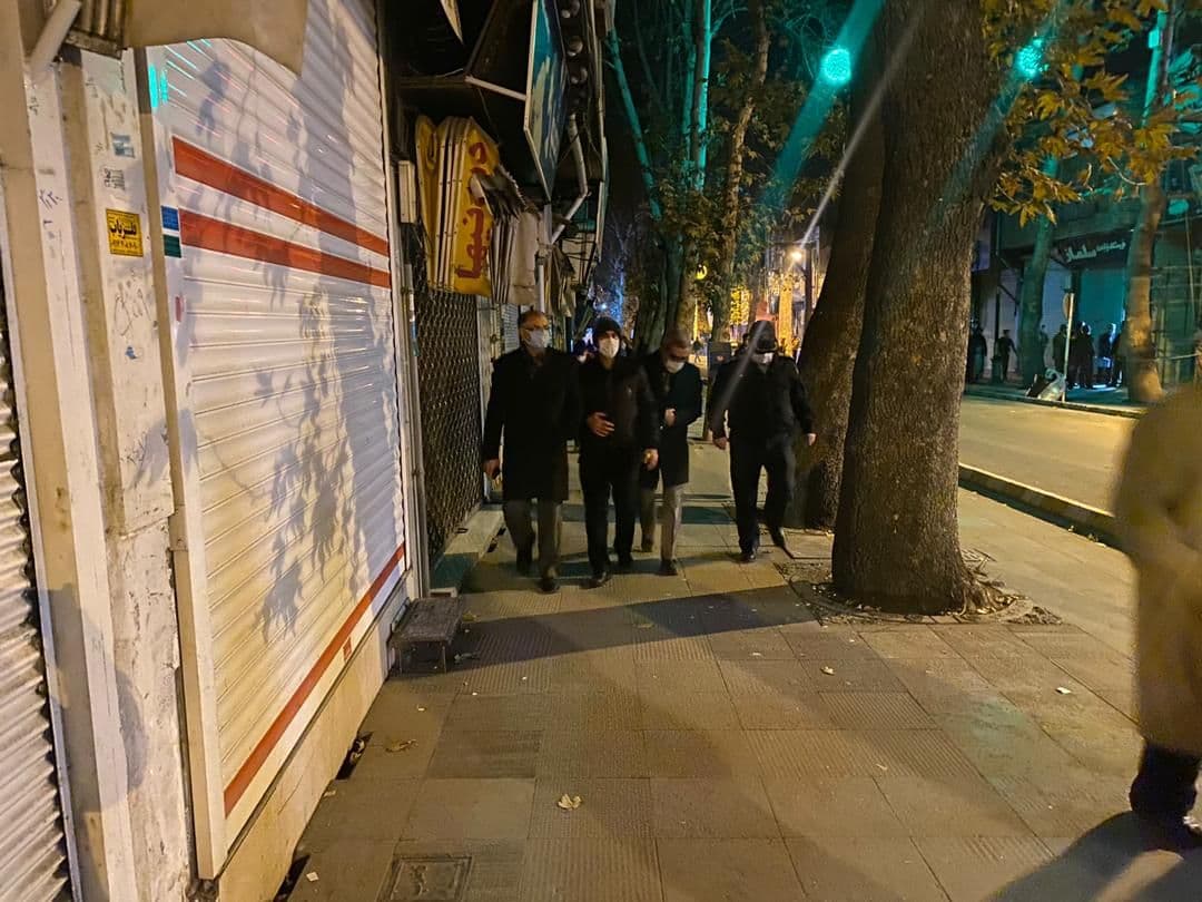 بازدید فرماندار و رئیس شورای هماهنگی، پیشگیری و مبارزه با کرونا شهرستان خوی از اجرای طرح محدویت های کرونایی و شب یلدا