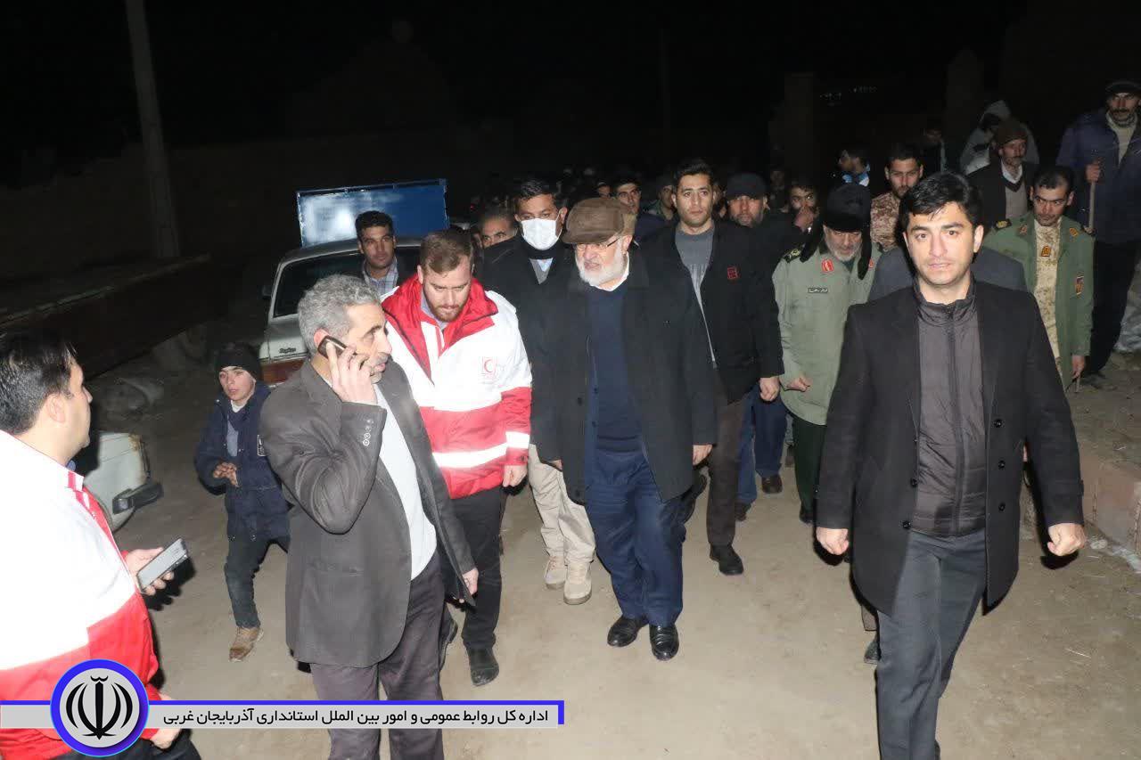 آلبوم تصویری/ بازدید شبانه استاندار آذربایجانغربی از مناطق زلزله زده خوی