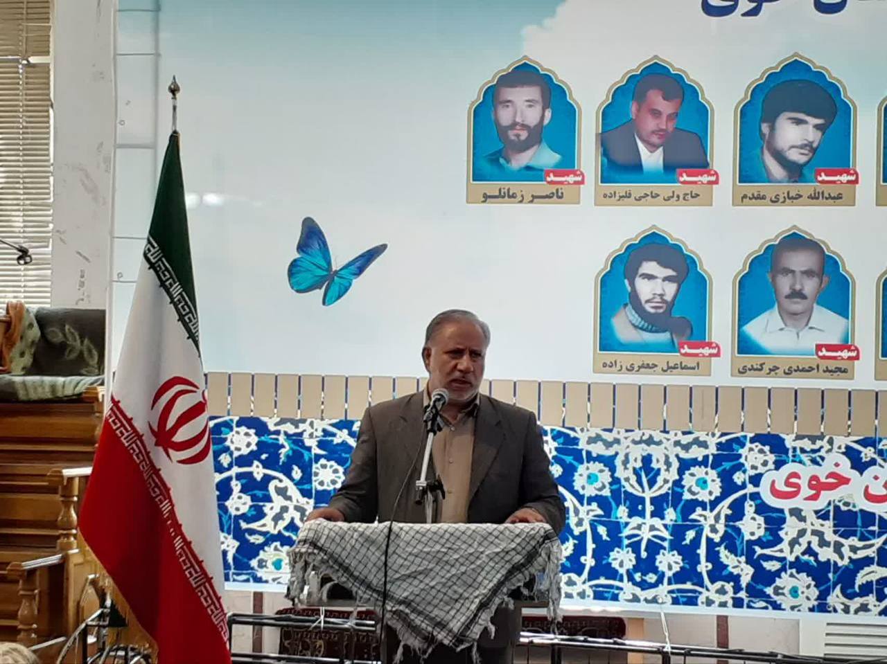 مردم عاشق نظام اسلامی هستند، برخی نارضایتی ها بخاطر ضعف مدیران است