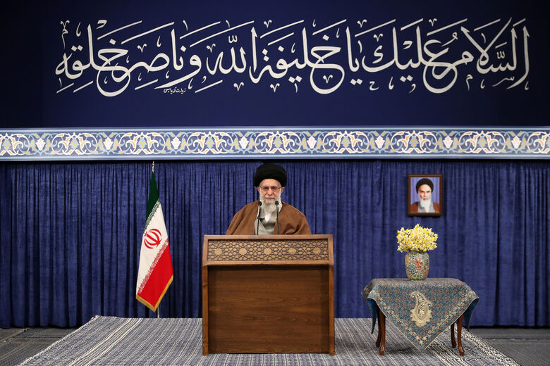 رهبر انقلاب اسلامی سال 1400را سال «تولید؛ پشتیبانیها، مانعزداییها» نامگذاری کردند؛