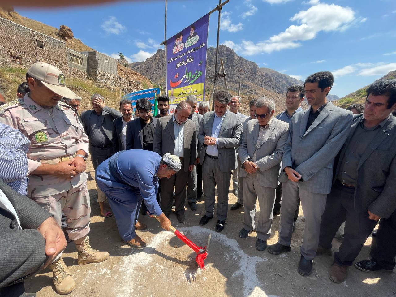 24طرح عمرانی، خدماتی و تولیدی در خوی افتتاح و کلنگ زنی شد
