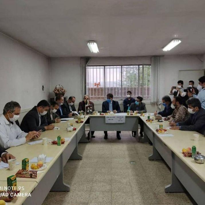 بازدید سرپرست فرمانداری شهرستان خوی، نماینده مردم در مجلس و مدیران ارشد استانی از روستاهای سیل زده و خسارت دیده از تگرگ بخش صفائیه