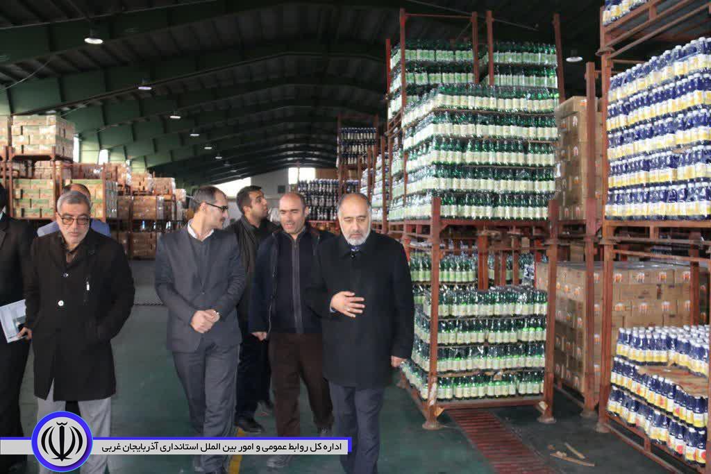 بازدید فرماندار شهرستان خوی از کارخانه کشت و صنعت نوشینه