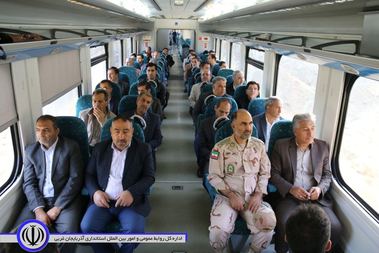 بازدید فرماندار شهرستان خوی از مسیر راه آهن قره تپه- رازی