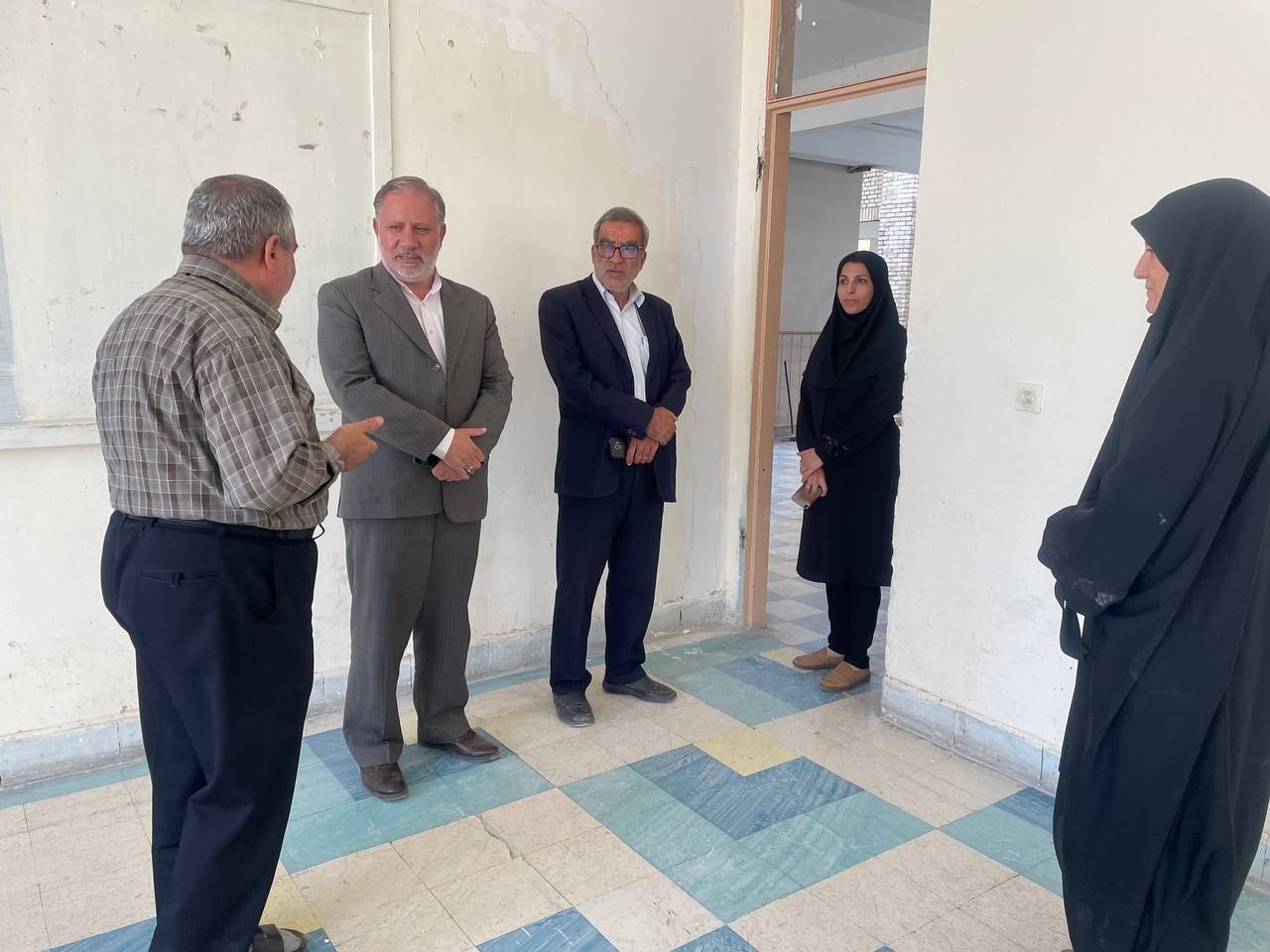 بازدید میدانی فرماندار خوی از روند بازسازی آموزشکده فنی مهدیه