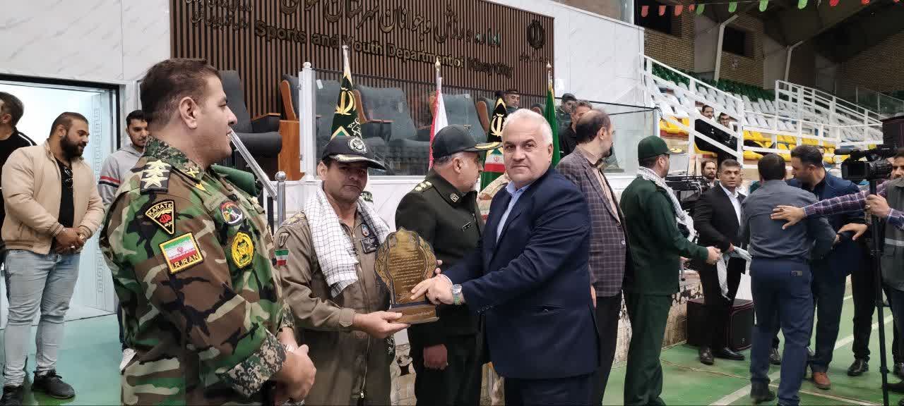 آغاز مسابقات فوتسال نیروهای مسلح در خوی با حضور فرماندار ویژه خوی