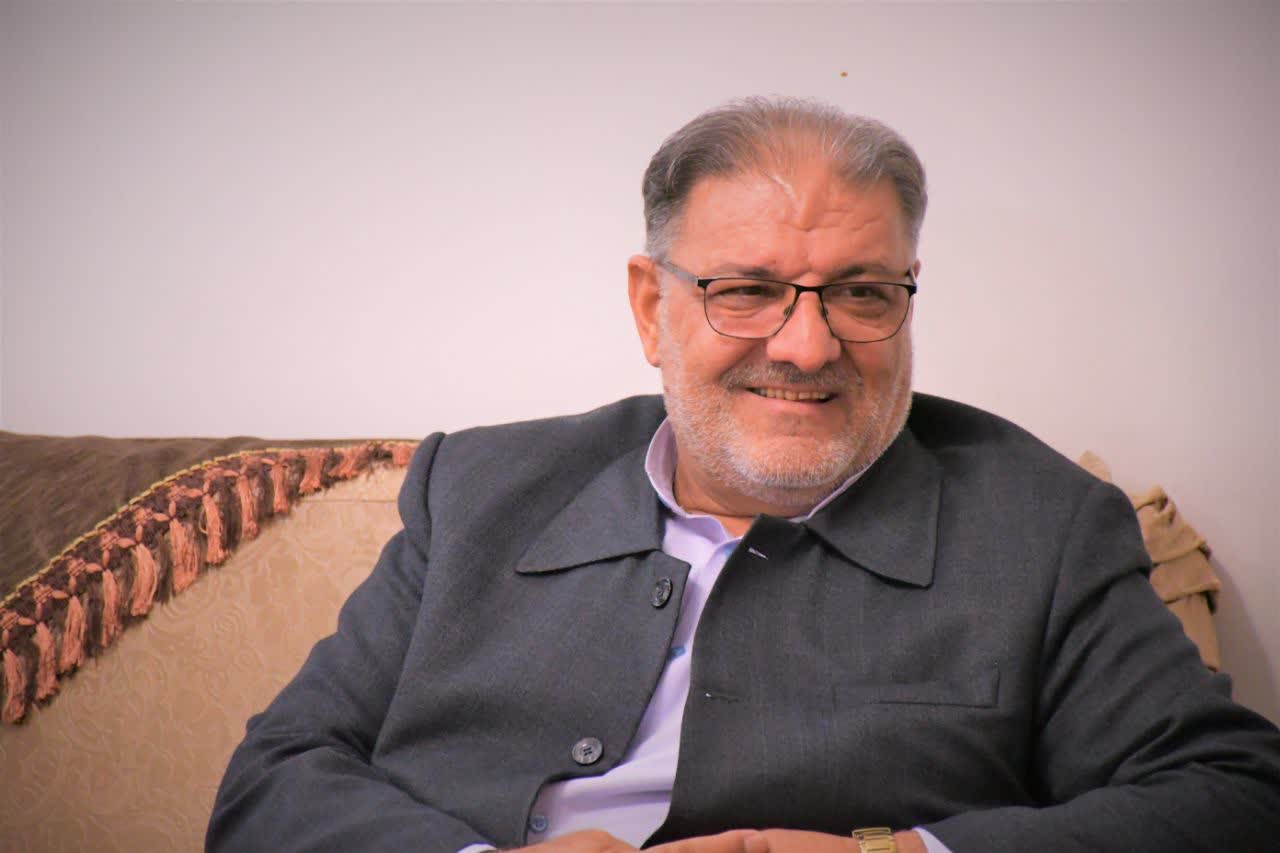 دیدارفرماندار خوی با خانواده معظم شهید خلیل قراجه ای