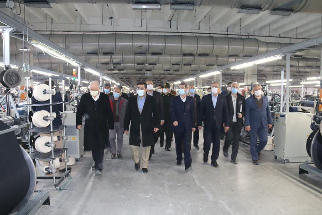سفر یک روزه استاندار آذربایجان غربی و معاون وزیر صمت به شهرستان خوی و بازدید از کارخانجات نساجی