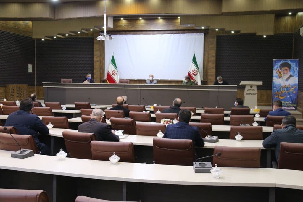 نشست فرماندار شهرستان خوی با خیرین با محوریت مشارکت در جمع آوری کمک های مومنانه در راستای اجرای طرح شهید حاج قاسم سلیمانی