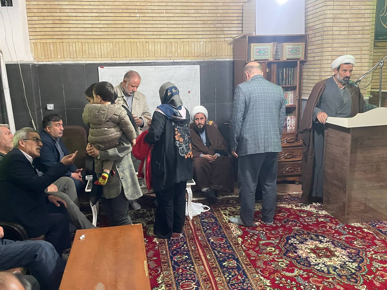 بررسی مسایل و مشکلات مساکن مهر شهرک ولیعصر(عج)