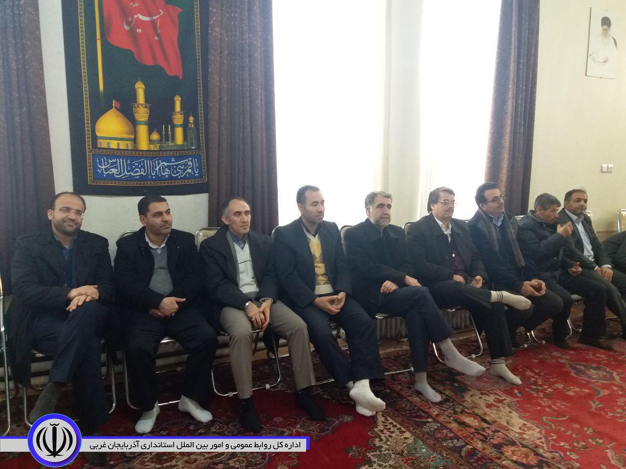 در پنجمین روز از دهه مبارک فجر: دیدار چهره به چهره فرماندار و اعضای شورای اداری شهرستان خوی با مردم بخش صفائیه