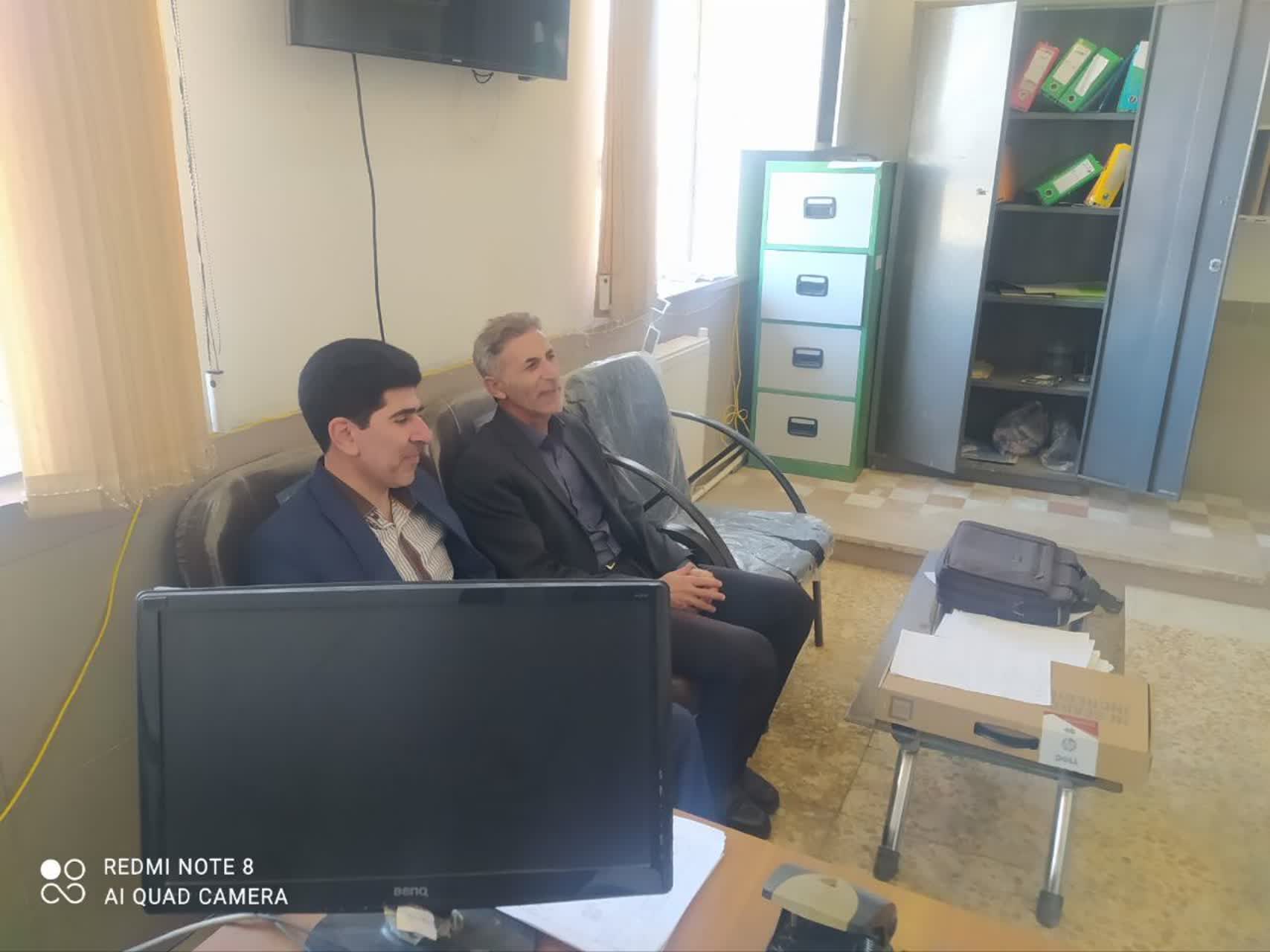 حضور بخشدار ایواوغلی در مدارس بخش