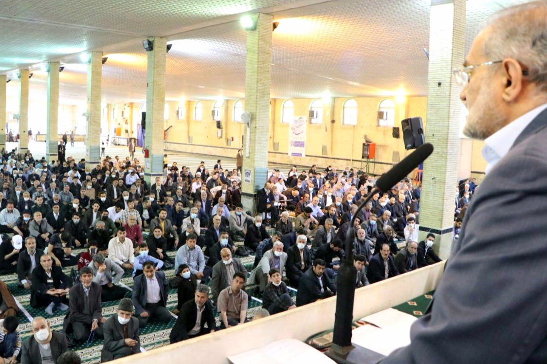 برپایی آیین عبادی سیاسی نماز جمعه شهرستان خوی با حضور معاون پارلمانی رئیس جمهور