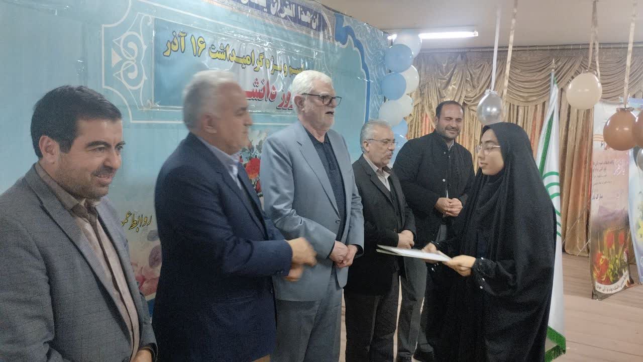 حضور فرماندار ویژه خوی در آیین گرامیداشت روز دانشجو در دانشکده علوم قرآنی خوی