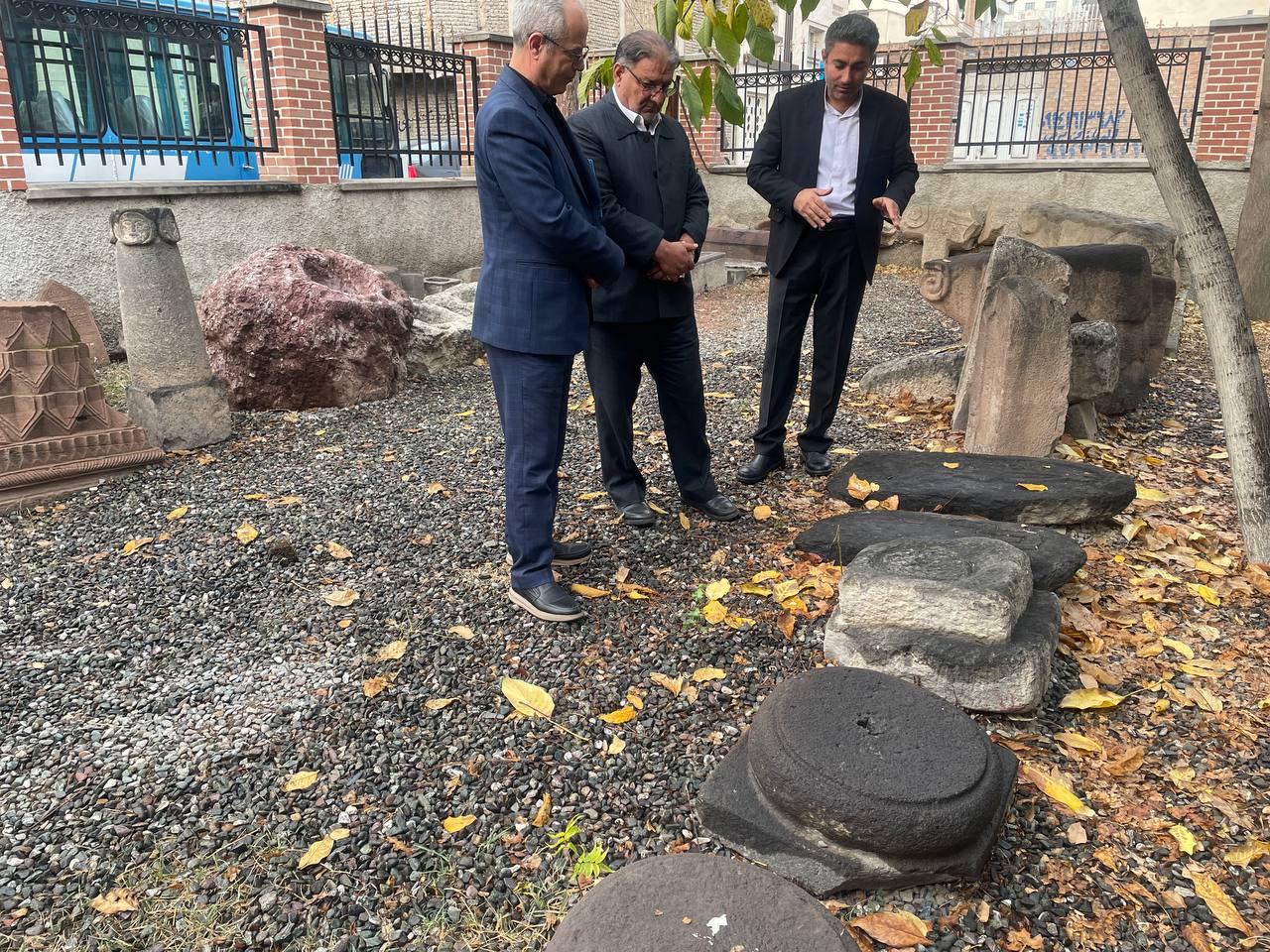 بازدید فرماندار از موزه شهرستان خوی