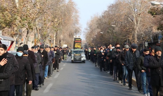 عزاداری خیابانی مردم خوی در سوگ شهادت حضرت فاطمه زهرا (س)